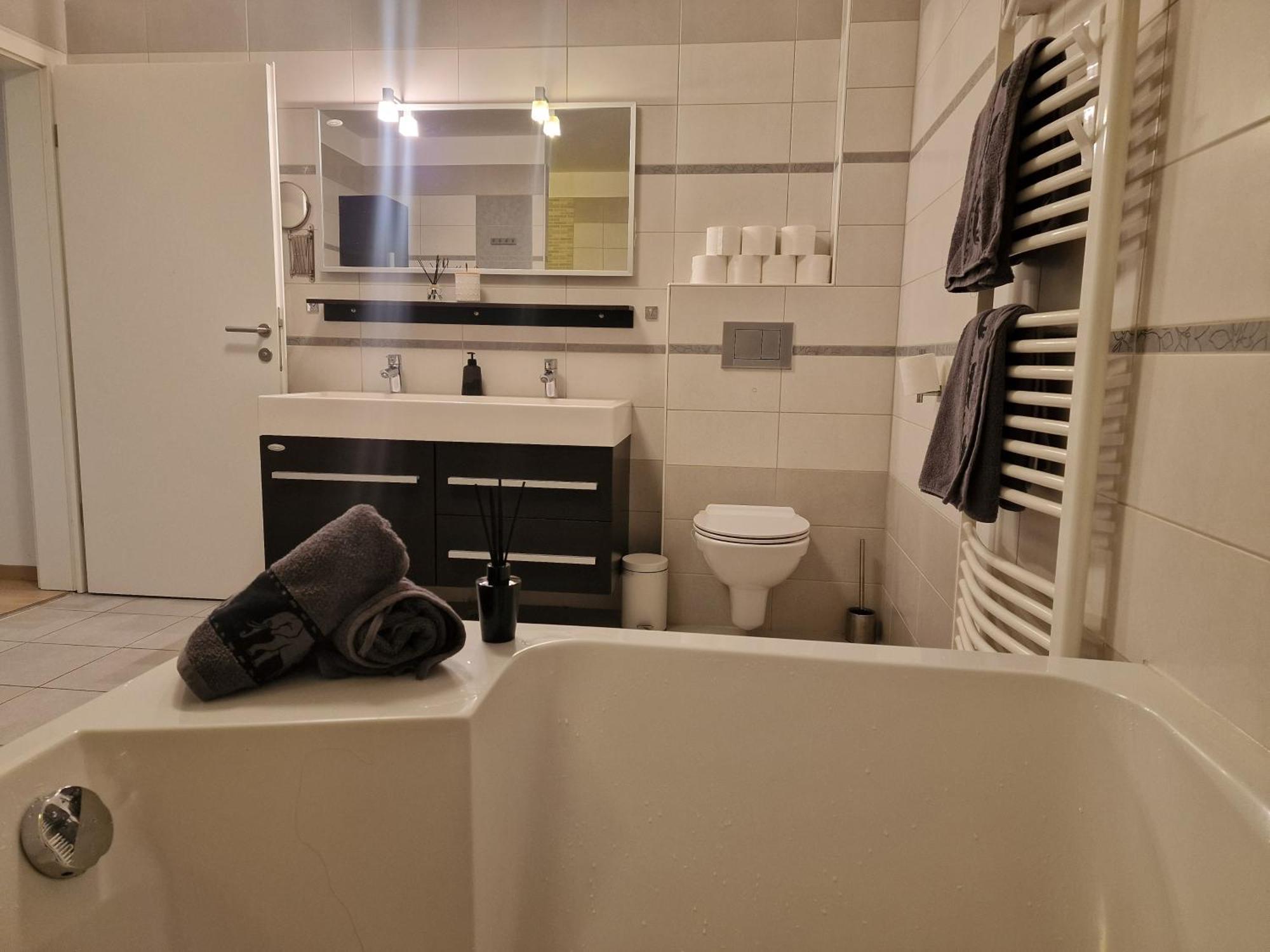 Hisa Pod Gozdom